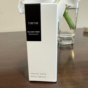TIRTIR Milk Skin Toner - White